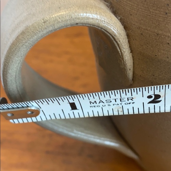 1990 Maple City Pottery salt glazed cream pitcher - Picture 8 of 10